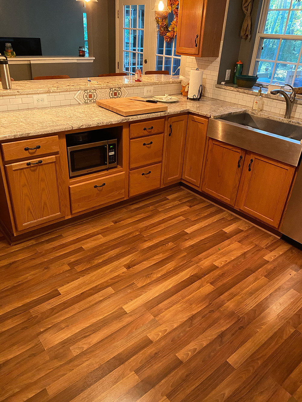 Kitchen with Pergo flooring