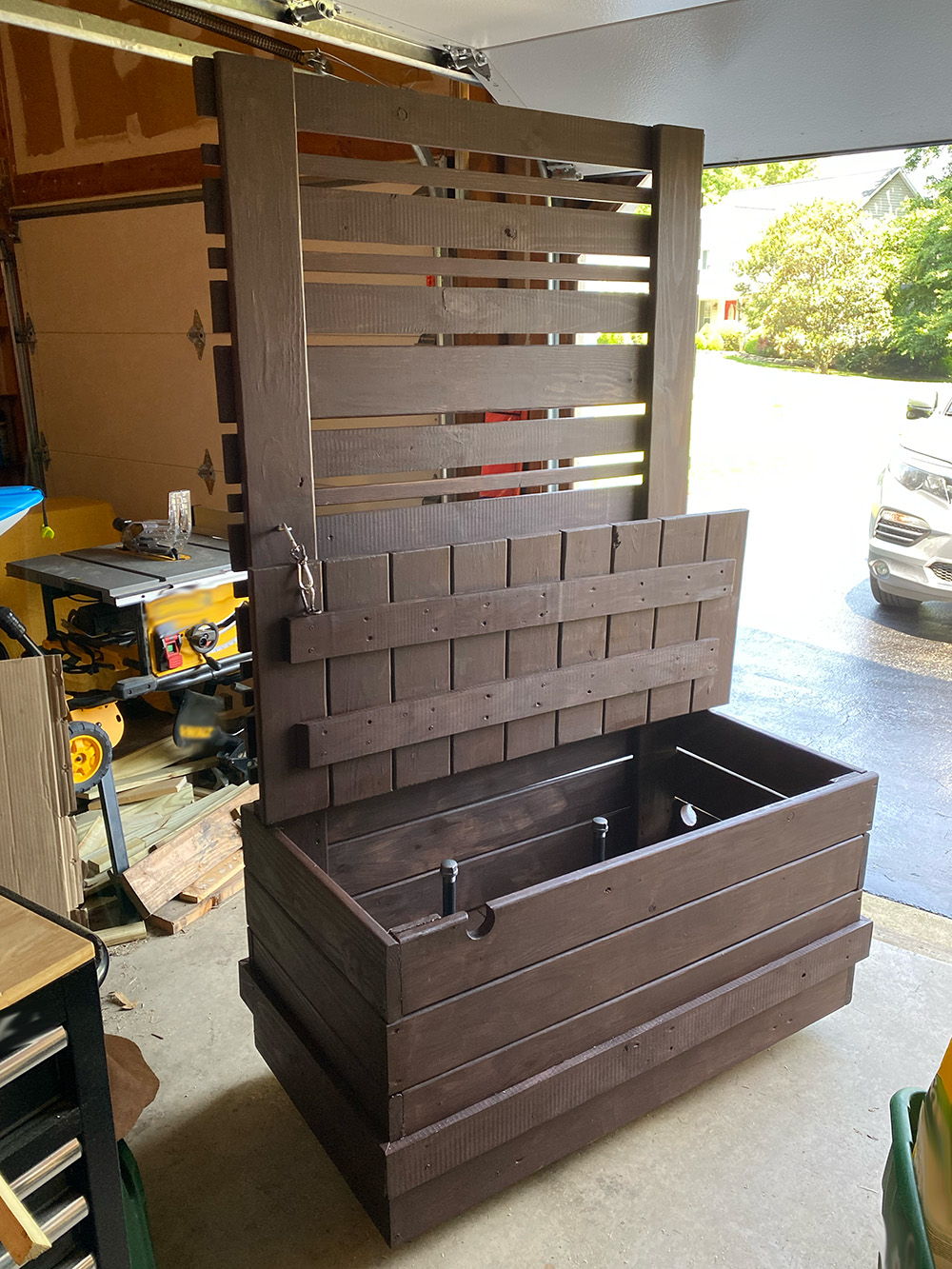 Stained custom privacy storage unit